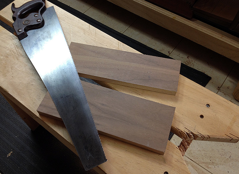 saw to cut plywood